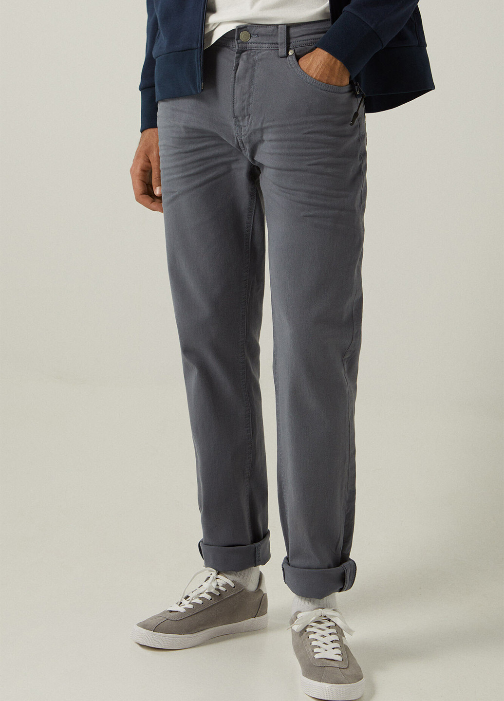 Темно-серые кэжуал демисезонные прямые брюки Springfield