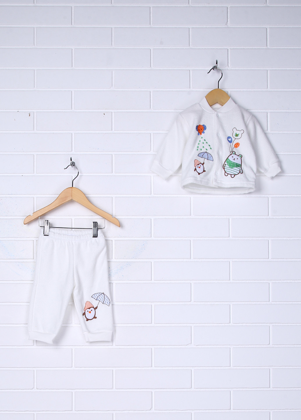 Молочний демісезонний комплект (кофта, штани) Baby Art