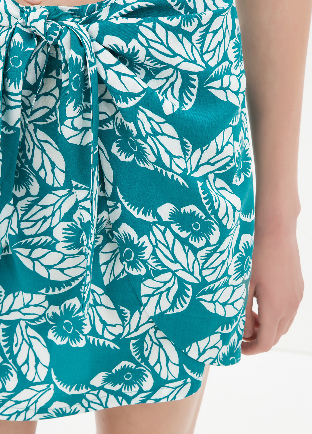 Бирюзовая кэжуал цветочной расцветки юбка KOTON