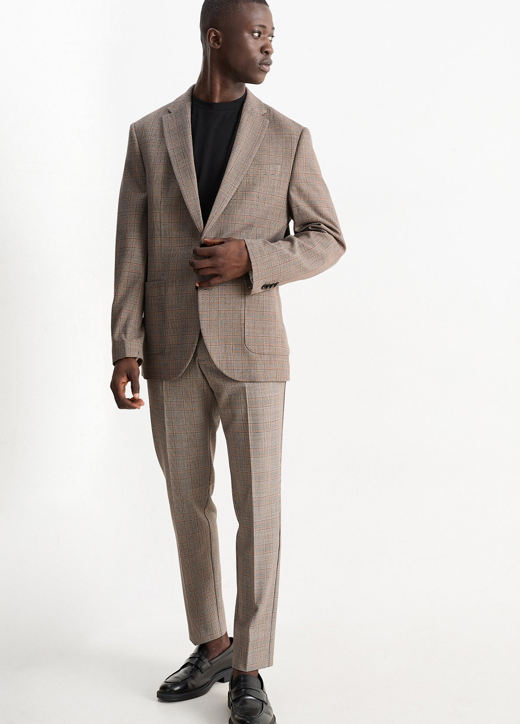 Бежевые классические, кэжуал демисезонные классические брюки C&A