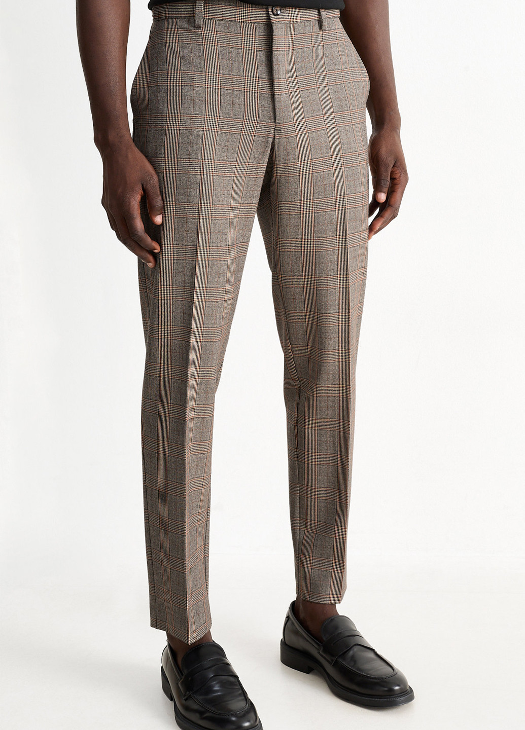 Бежевые классические, кэжуал демисезонные классические брюки C&A