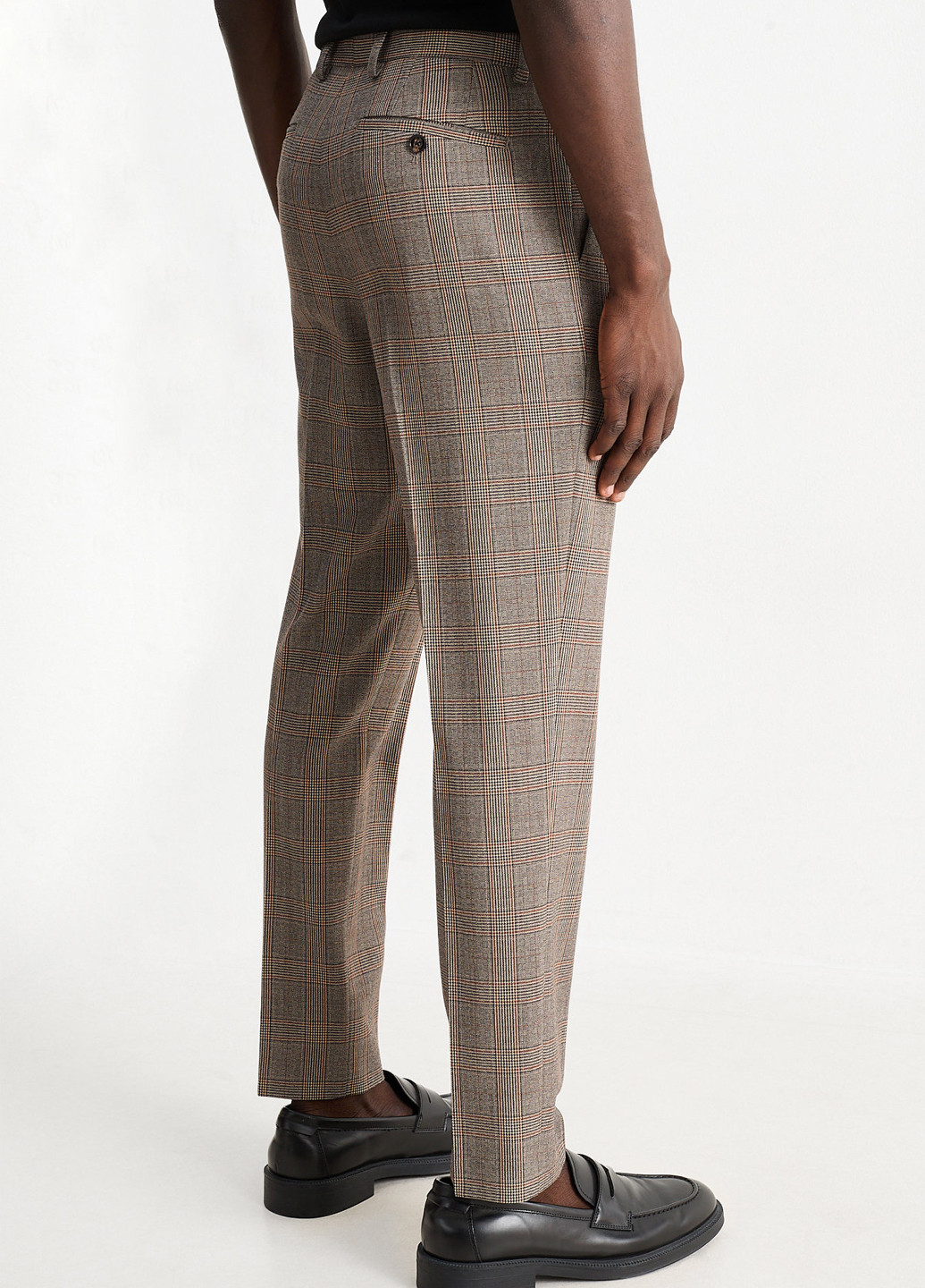 Бежевые классические, кэжуал демисезонные классические брюки C&A