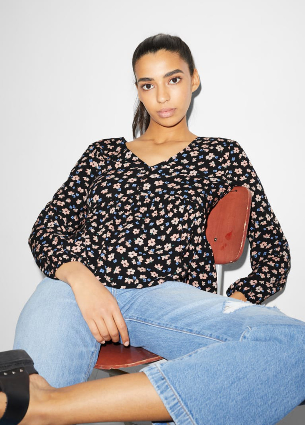 Чорна блуза Clockhouse