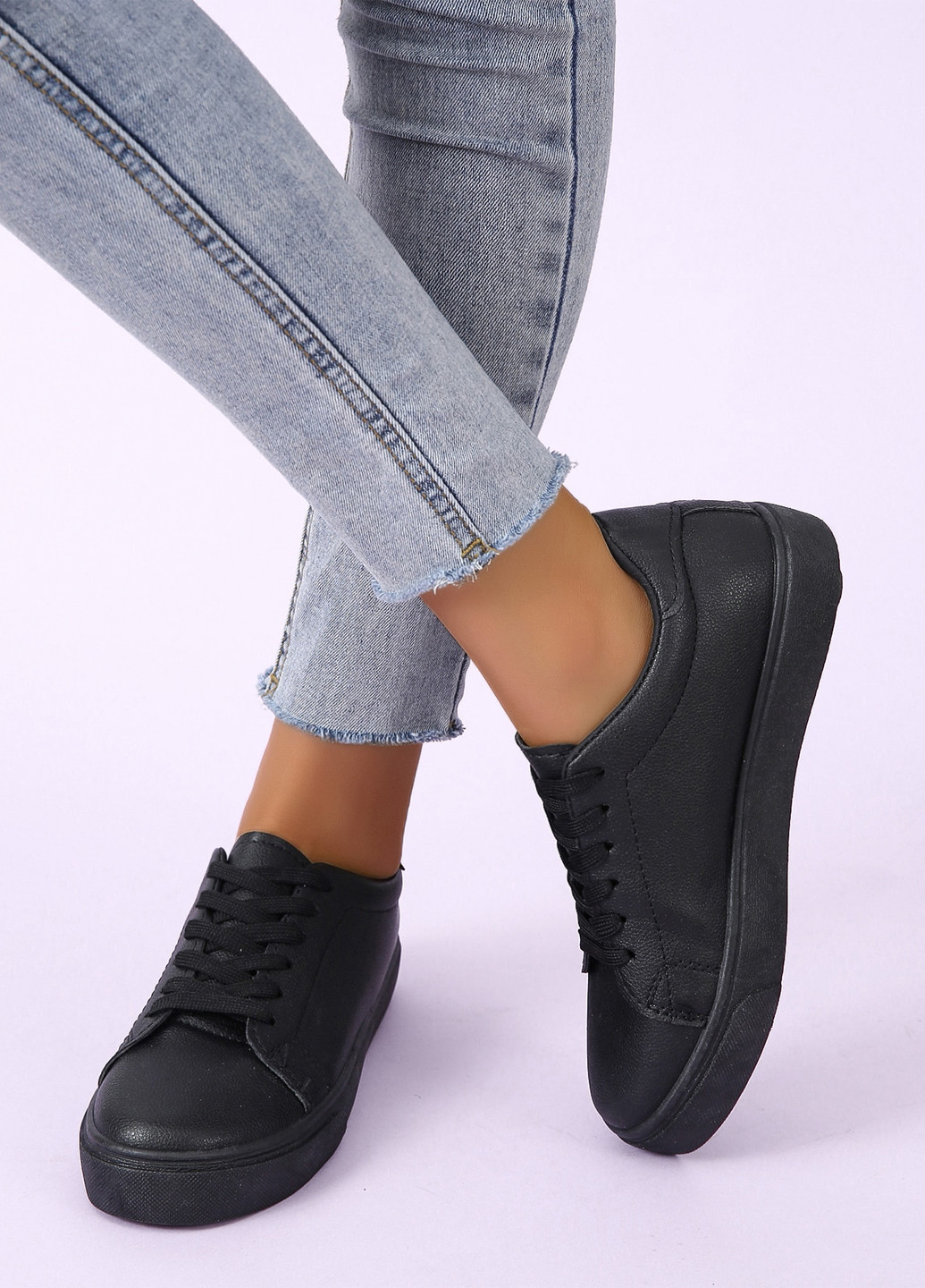 Чорні кеди SHEIN