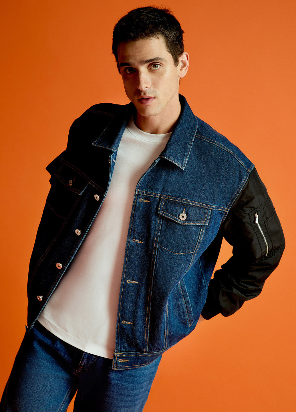 Темно-синяя демисезонная куртка Colin's