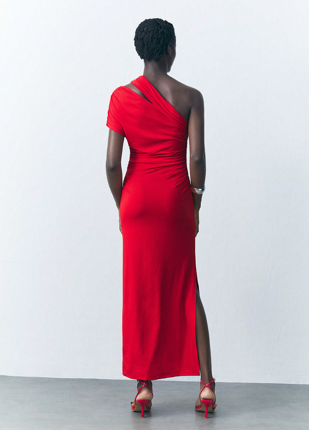 Красное праздничный, вечернее, кэжуал платье на одно плечо SHEIN однотонное