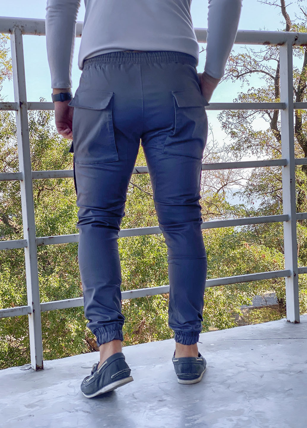 Серые кэжуал демисезонные карго брюки Demma