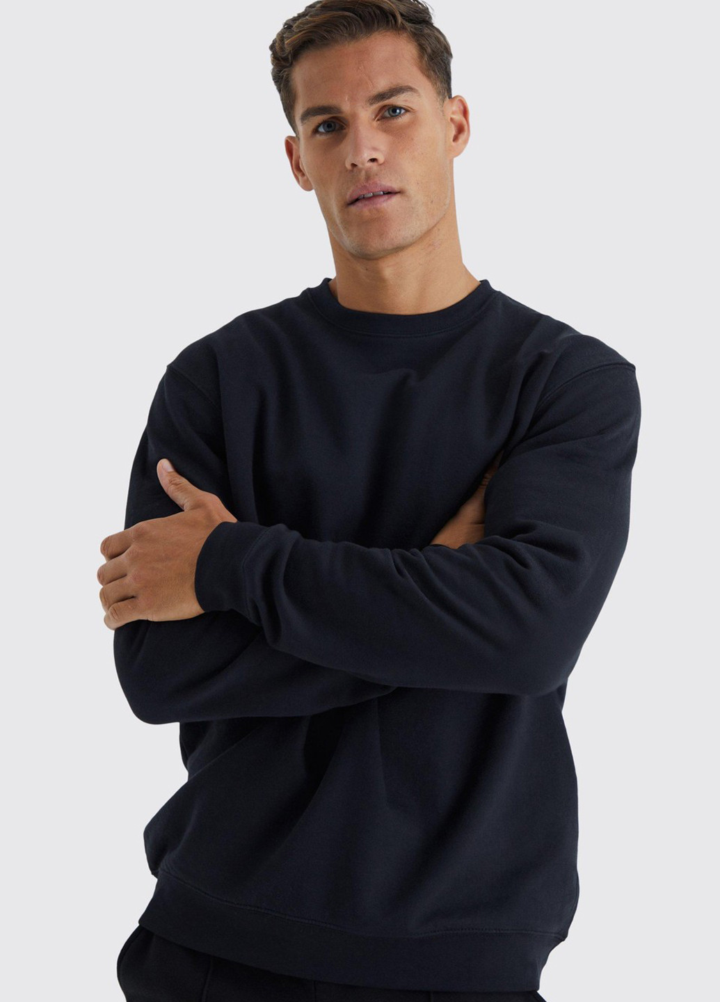 Чорний світшот Boohoo однотонний без декору (301194344)