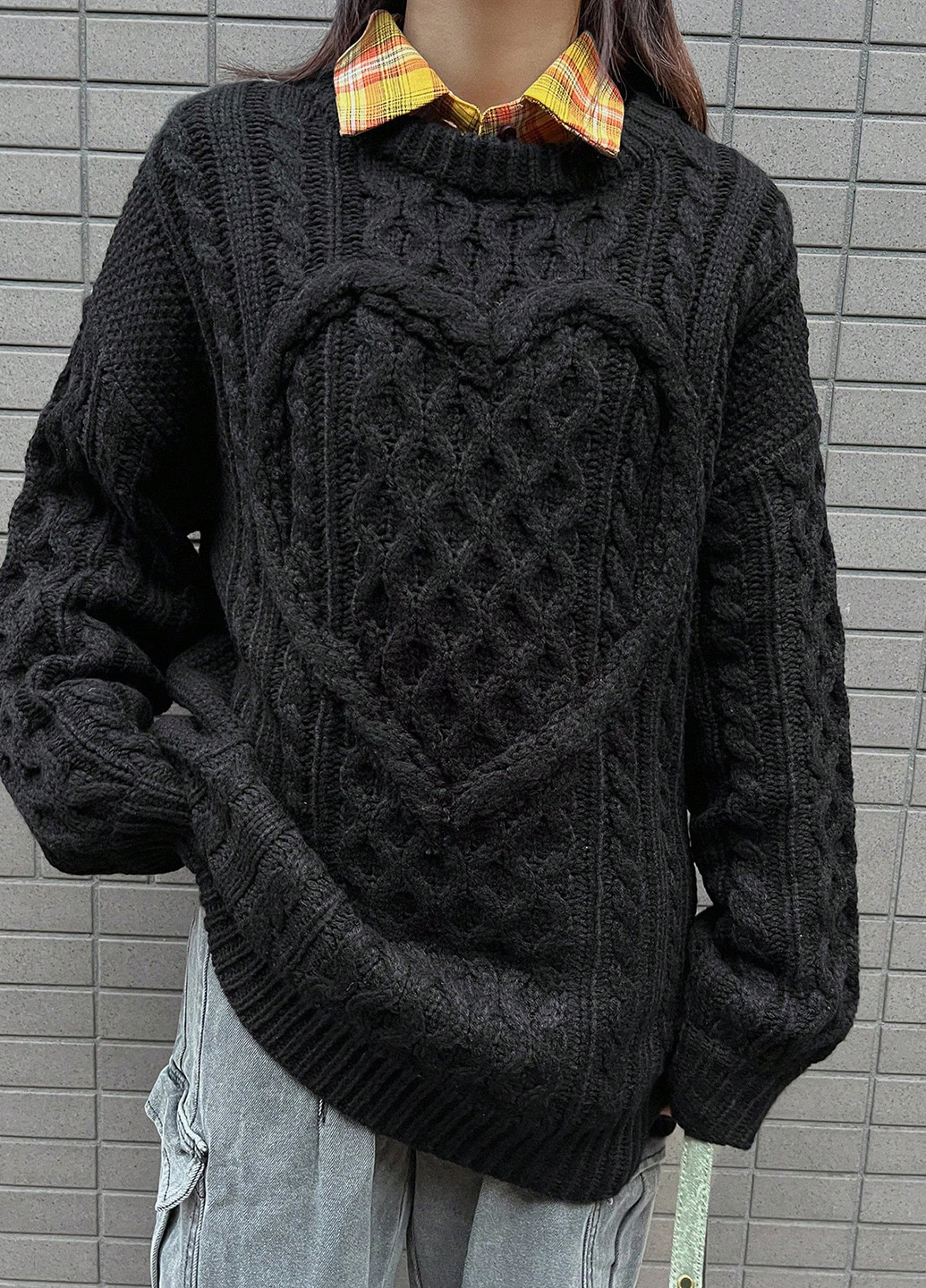 Черный зимний свитер джемпер SHEIN