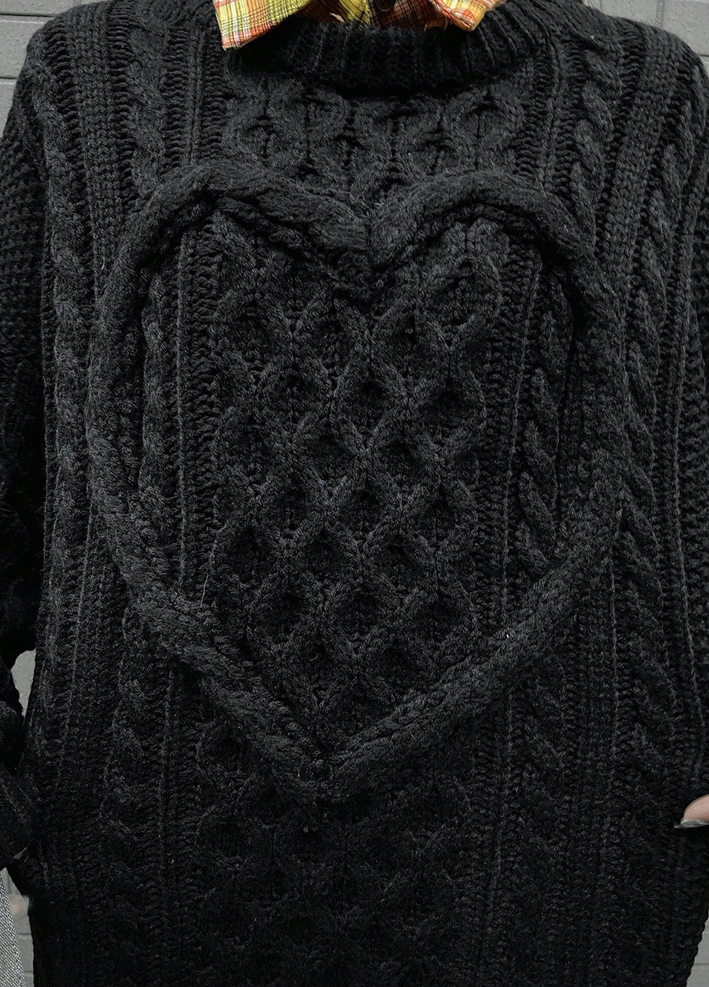 Черный зимний свитер джемпер SHEIN