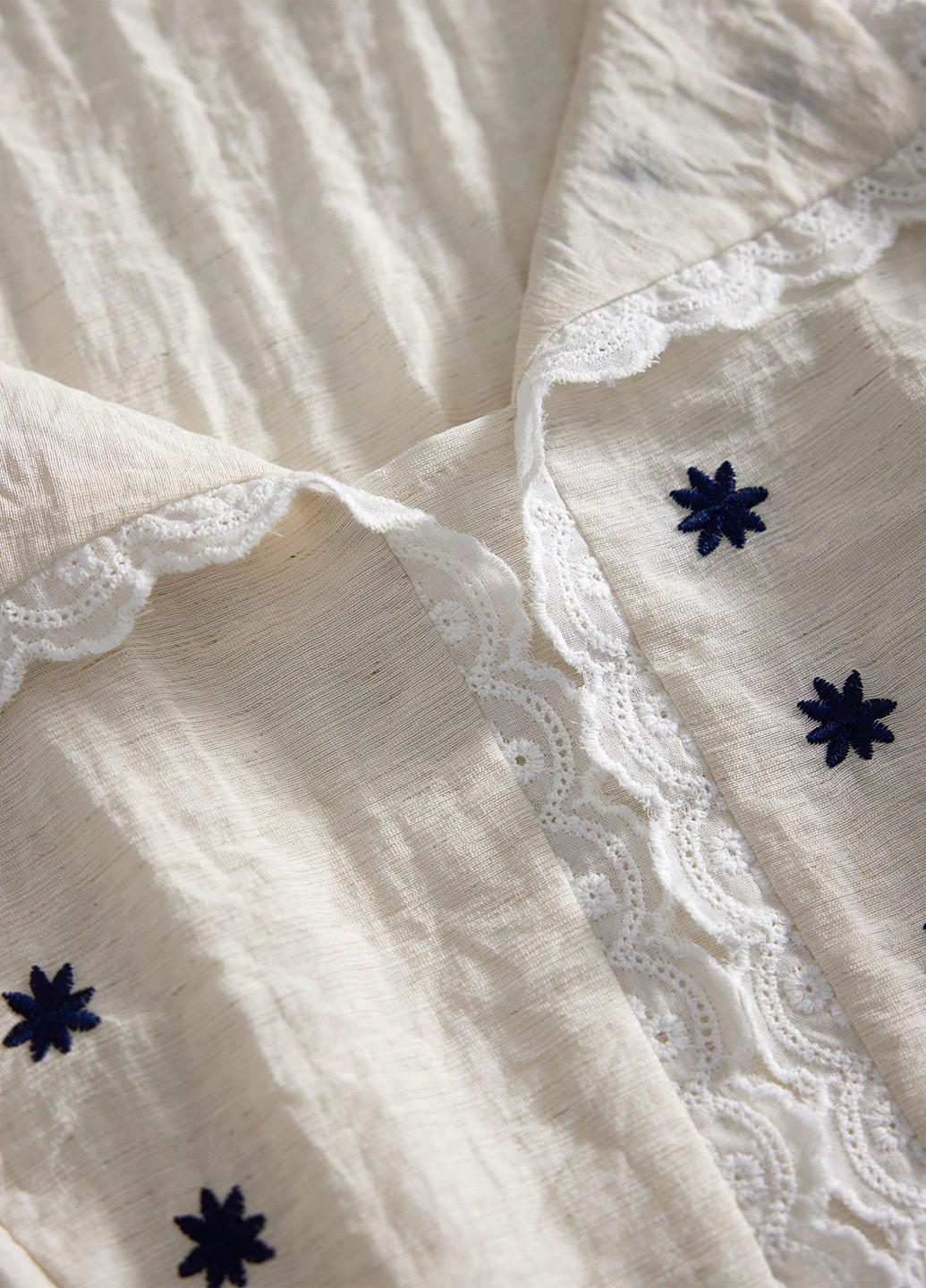 Кремова блуза SHEIN