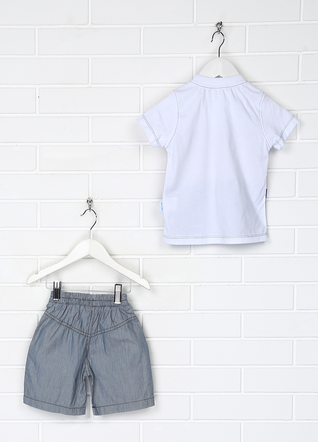 Білий літній комплект (футболка, шорти) Efuli