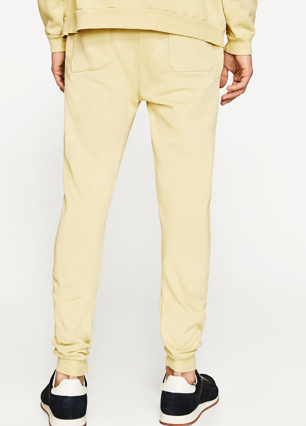 Желтые кэжуал демисезонные со средней талией брюки Zara