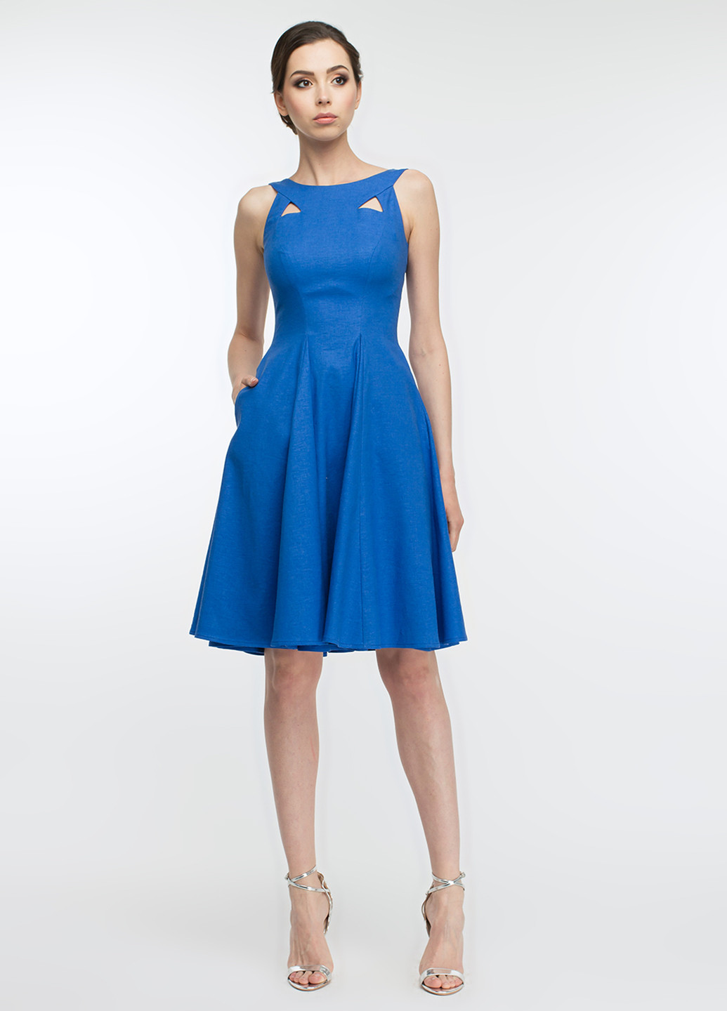 Светло-синее кэжуал платье BGL однотонное