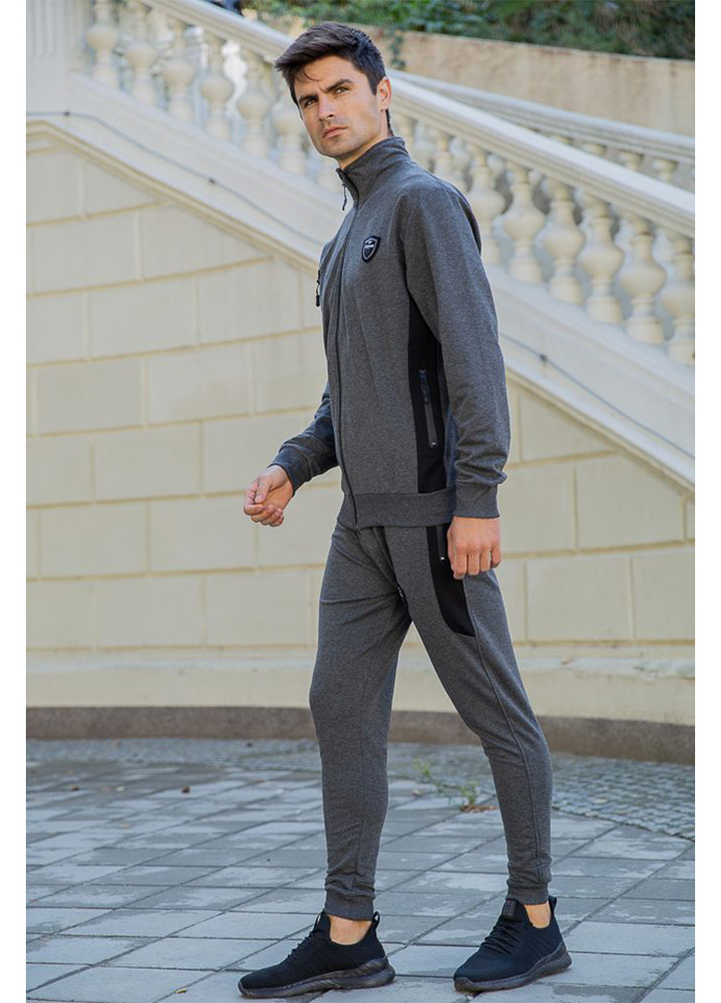 Серый демисезонный костюм (олимпийка, брюки) брючный Ager