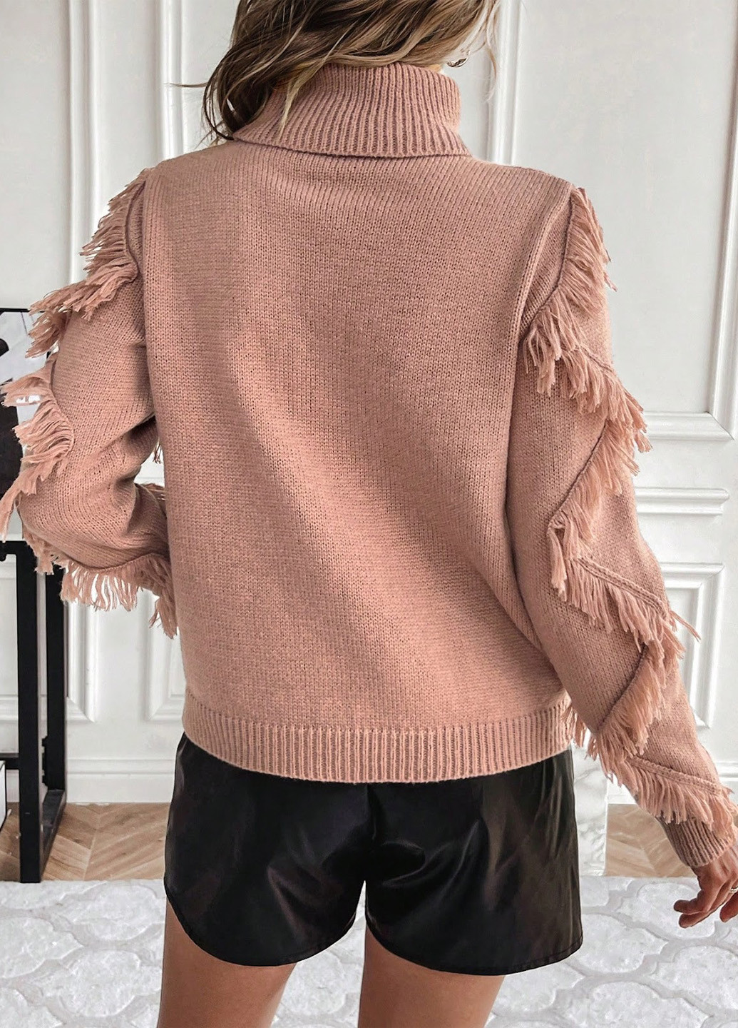 Пудровый зимний свитер SHEIN