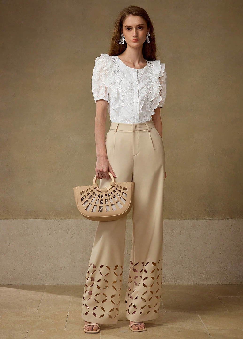 Молочная блуза SHEIN