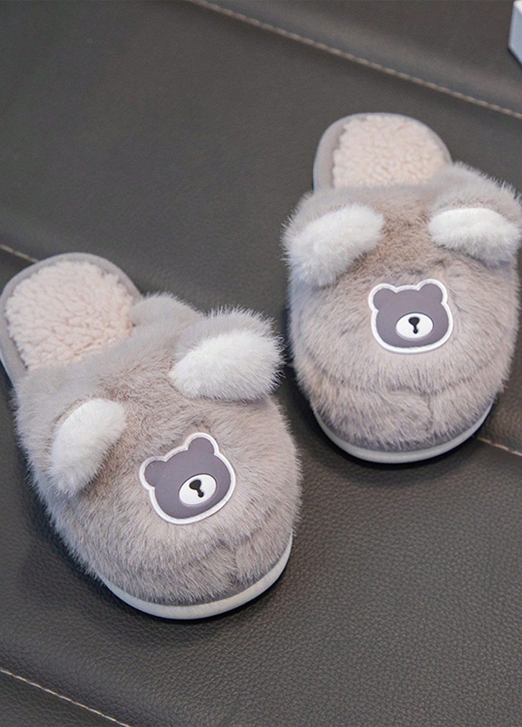 Серые тапочки SHEIN