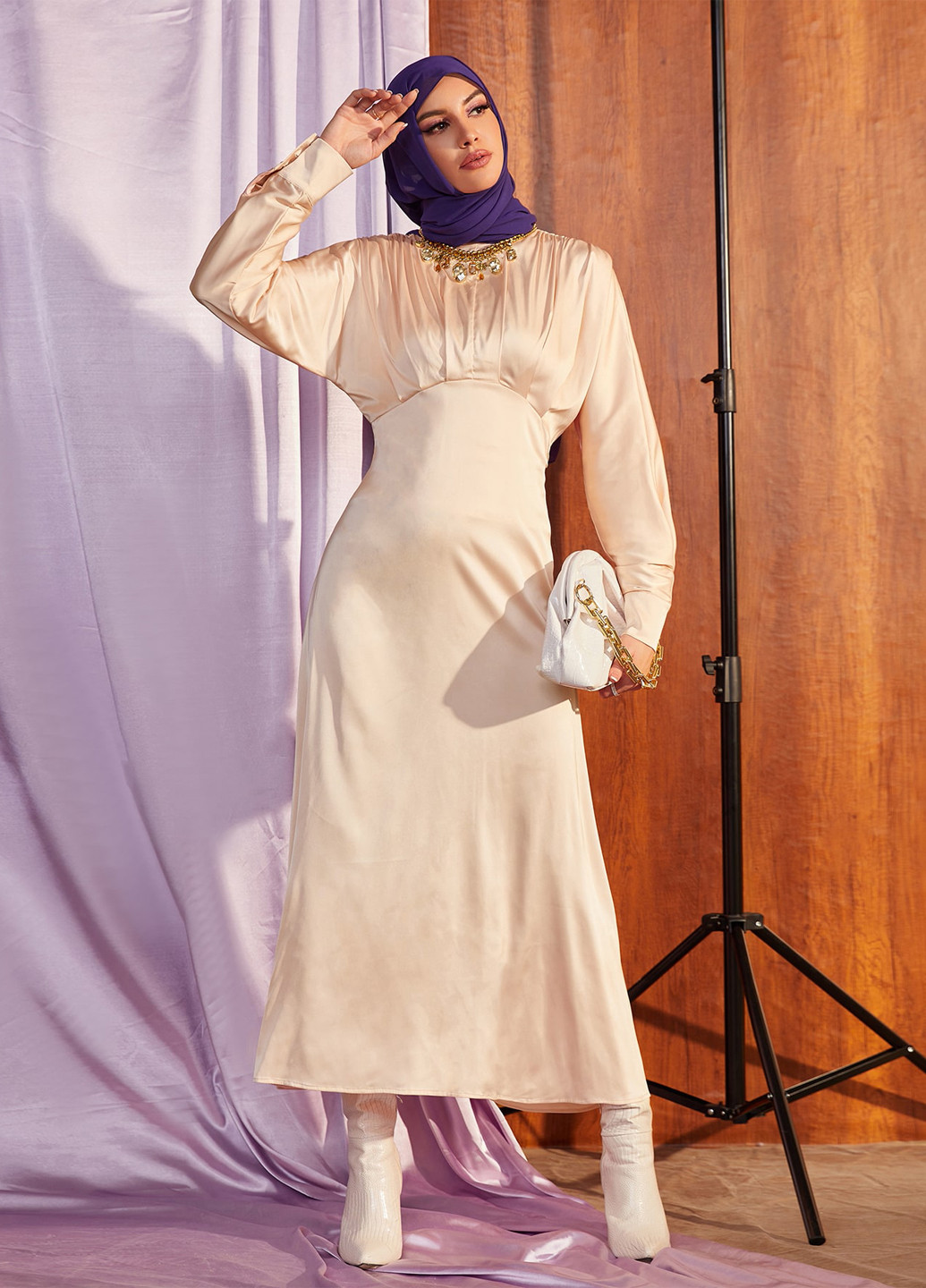 Кремовое кэжуал платье клеш SHEIN однотонное