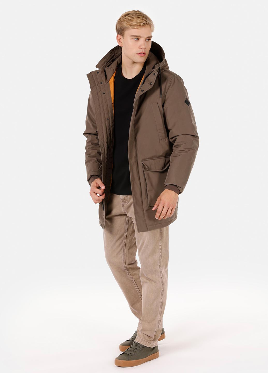 Темно-бежева демісезонна куртка Colin's