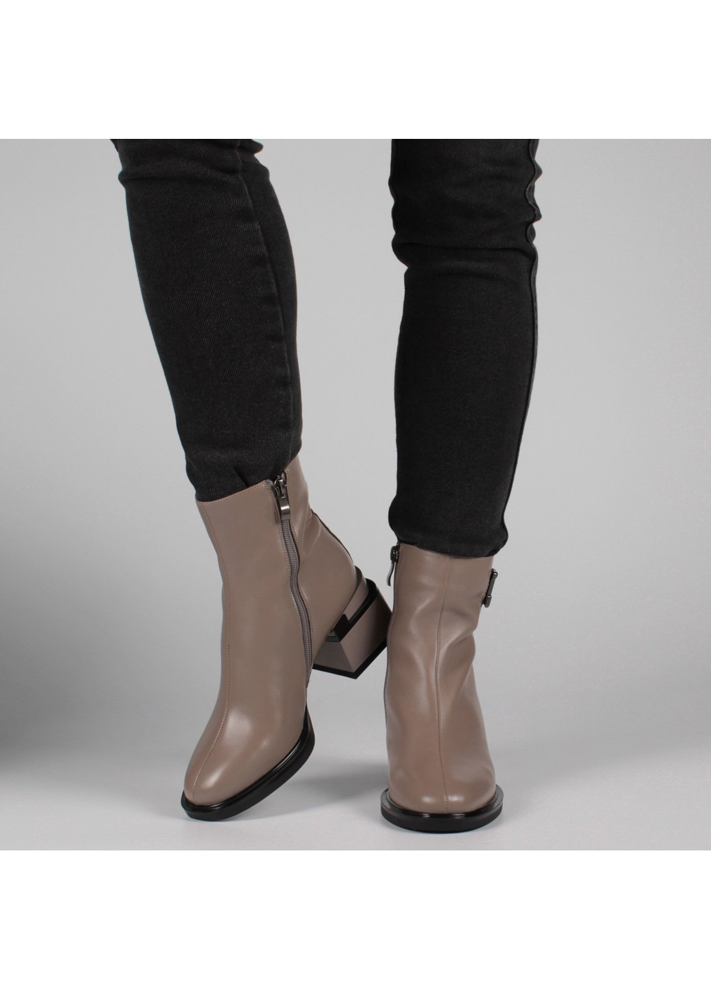 Жіночі черевики на підборах 198639 Buts (256374364)
