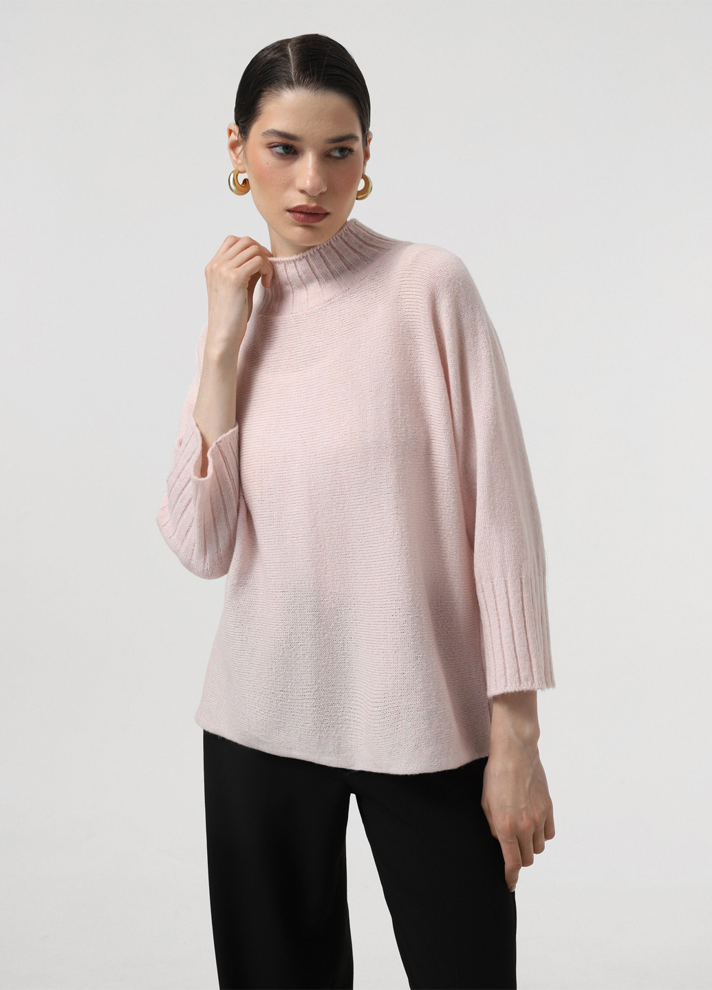 Пудровый демисезонный джемпер джемпер Sewel