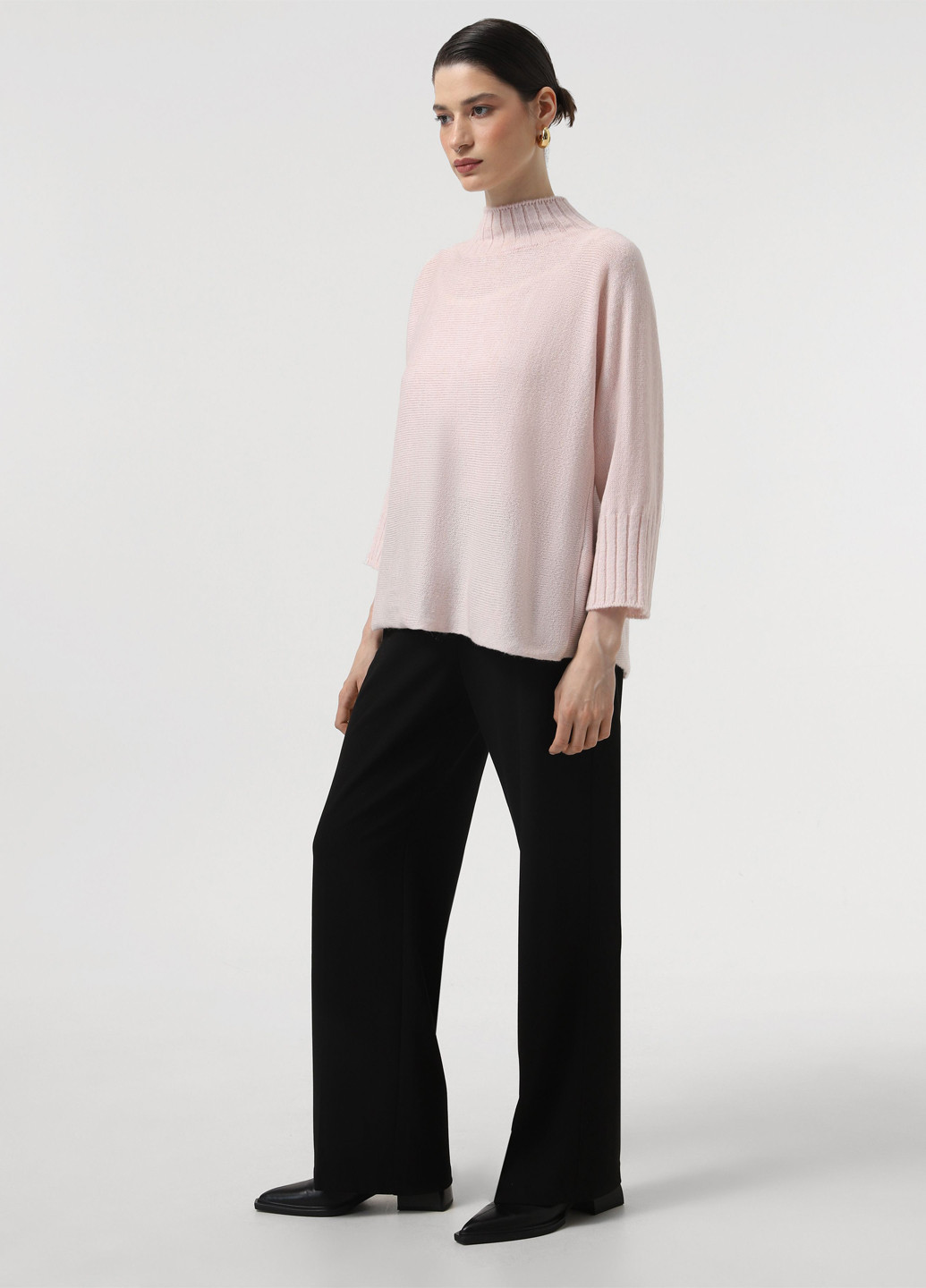 Пудровый демисезонный джемпер джемпер Sewel