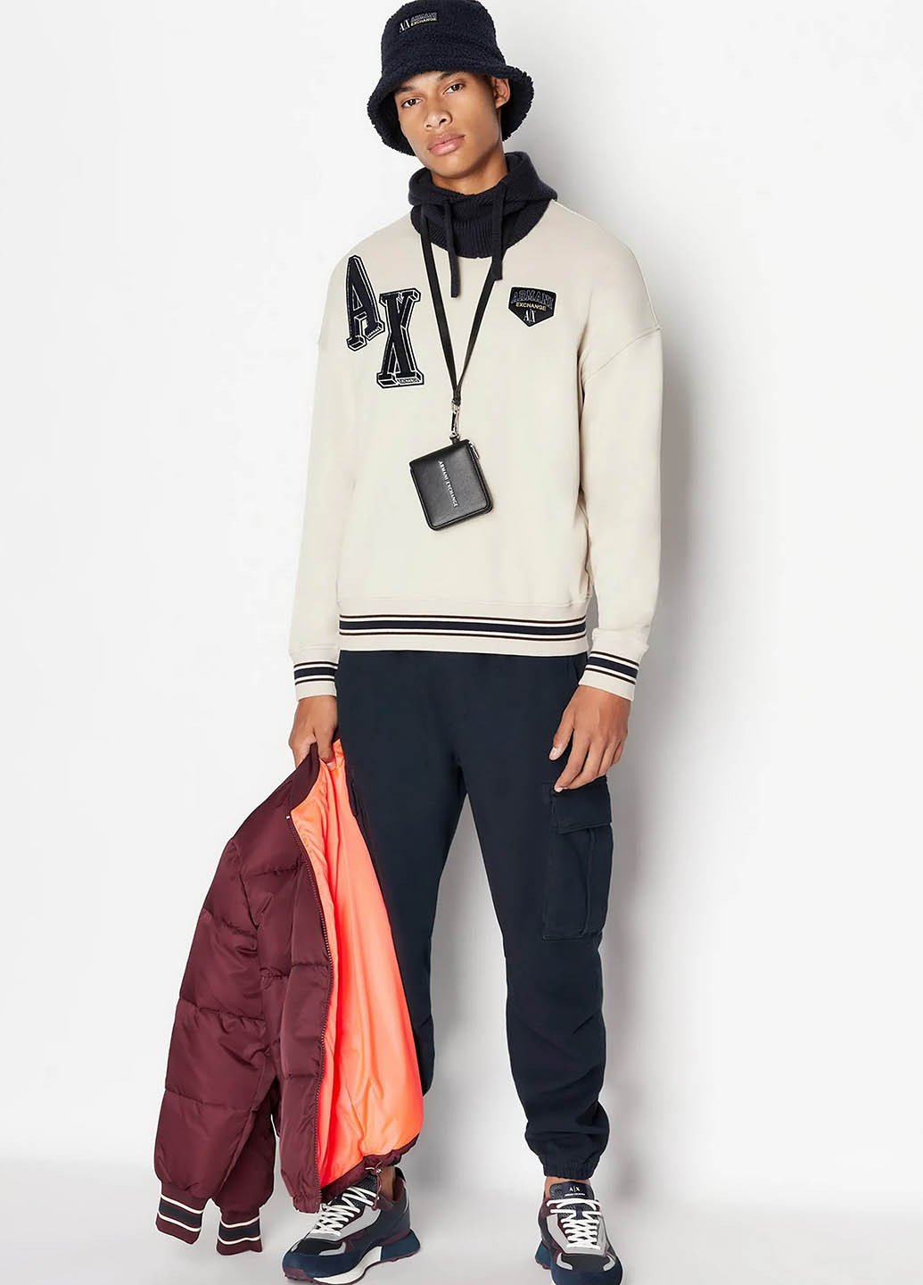 Світло-сірий світшот Armani Exchange однотонний вишивка, нашивки (365688612)