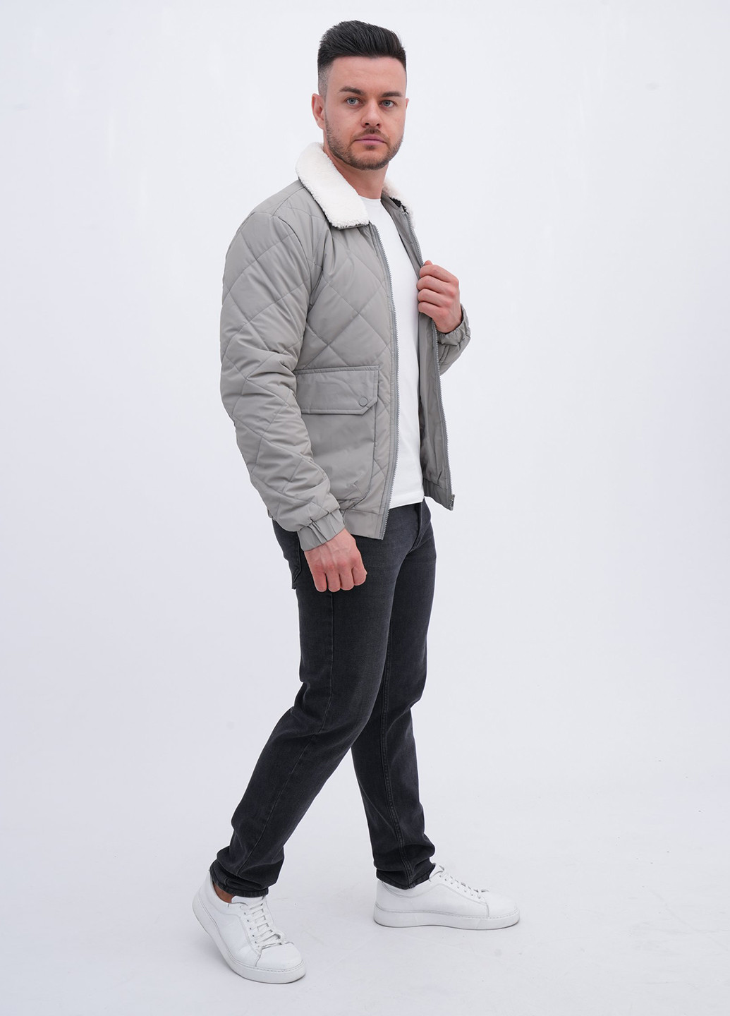 Светло-серая демисезонная куртка Trend Collection