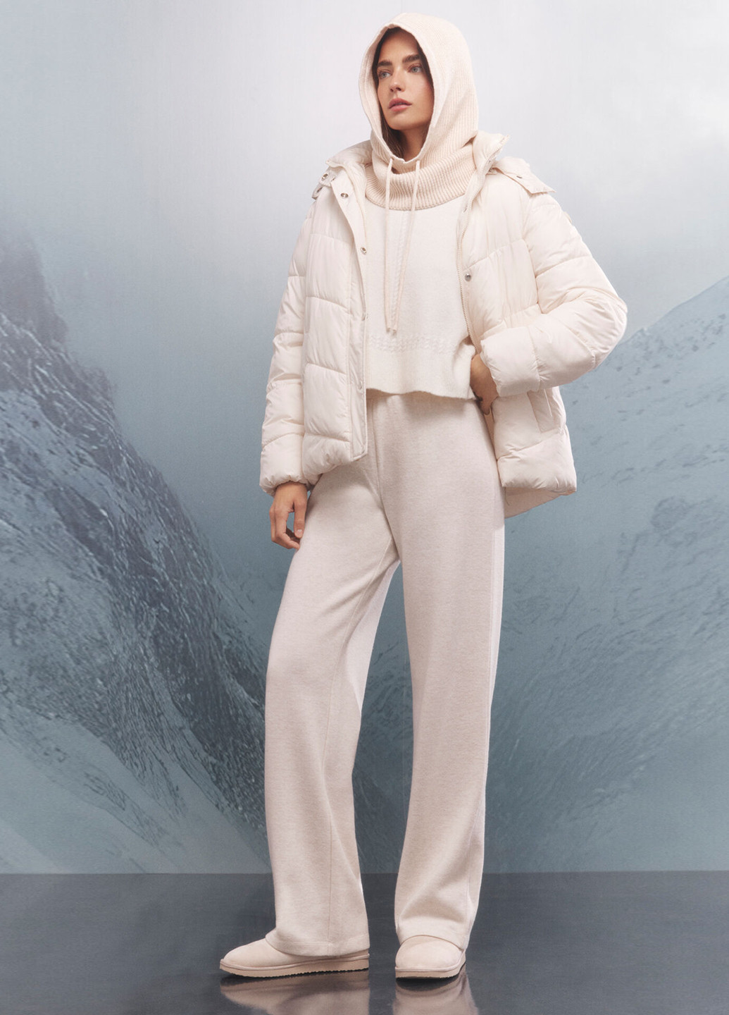 Молочная демисезонная куртка Springfield