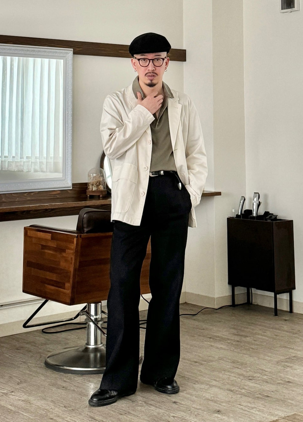 Молочна демісезонна куртка куртка-піджак Uniqlo