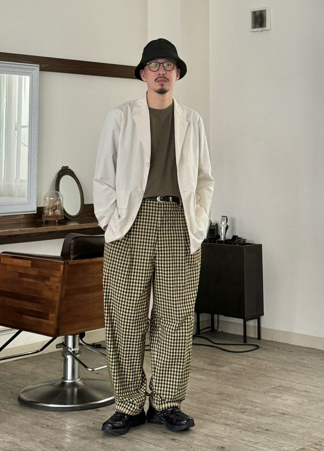 Молочна демісезонна куртка куртка-піджак Uniqlo