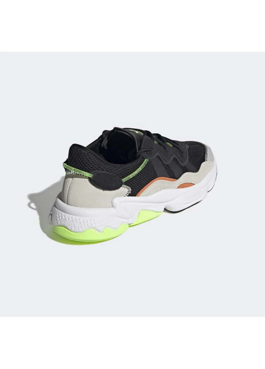 Черные демисезонные кроссовки adidas