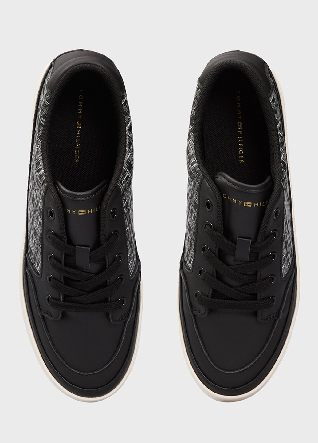 Кросівки Tommy Hilfiger чорні всесезони (347295530)