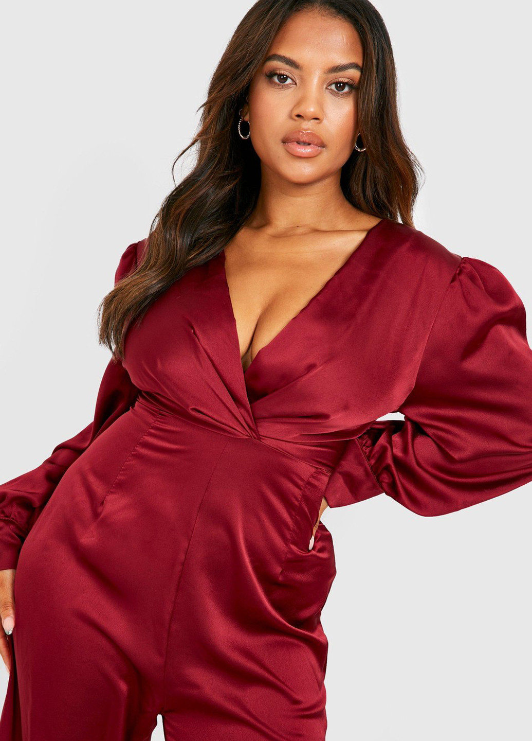 Комбинезон Boohoo комбинезон-брюки однотонный темно-вишневый кэжуал, коктейльный полиэстер