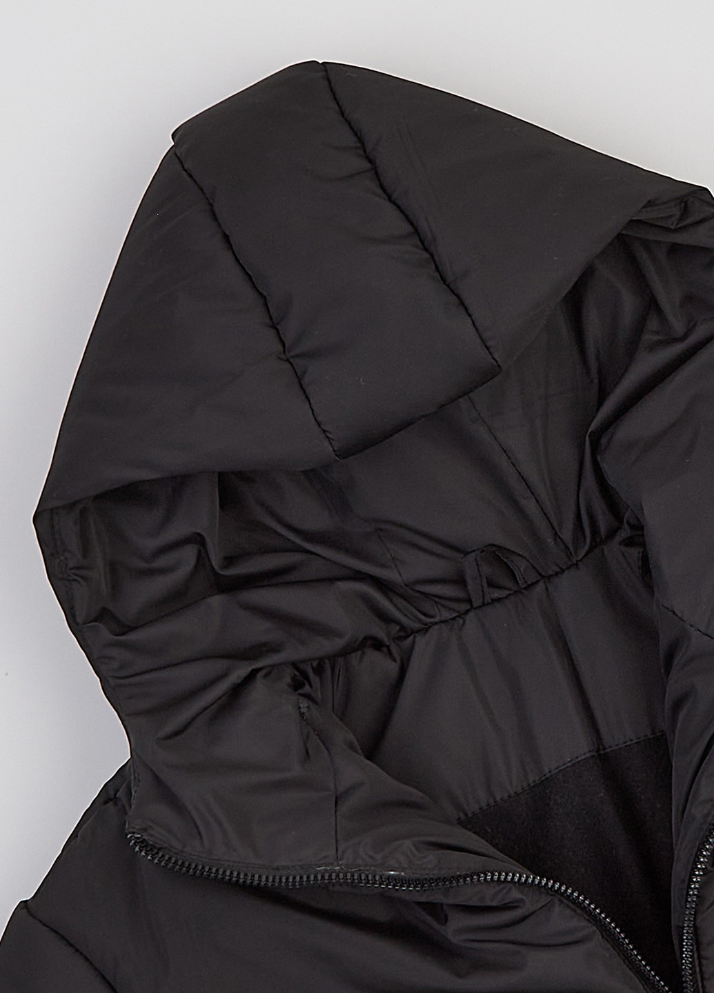 Чорна зимня куртка Garnamama