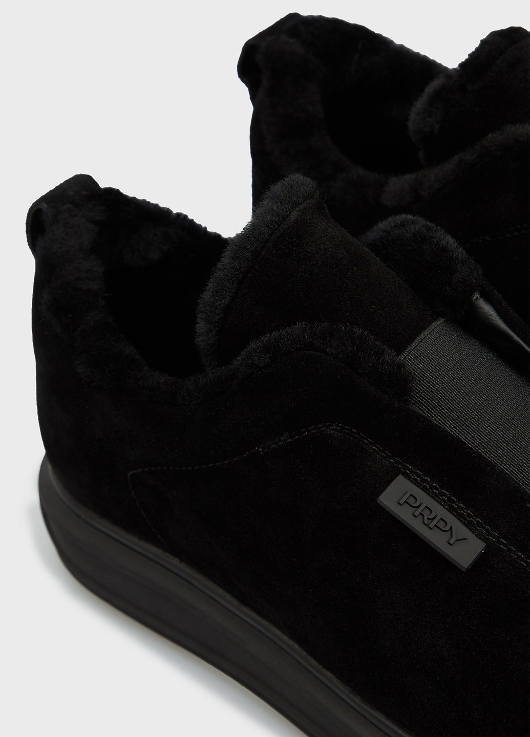 Черные зимние кроссовки PRPY