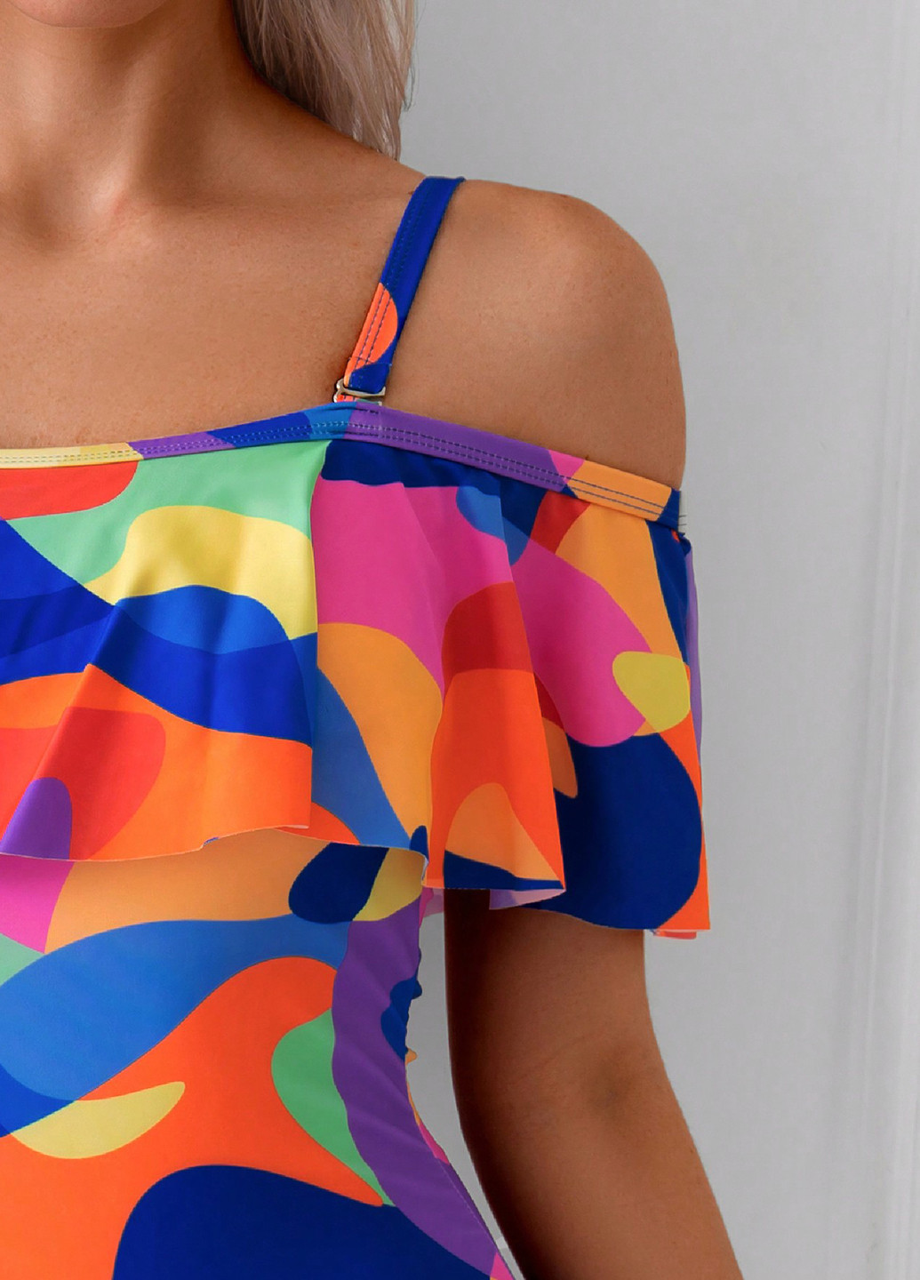 Комбинированный летний купальник слитный, майо SHEIN