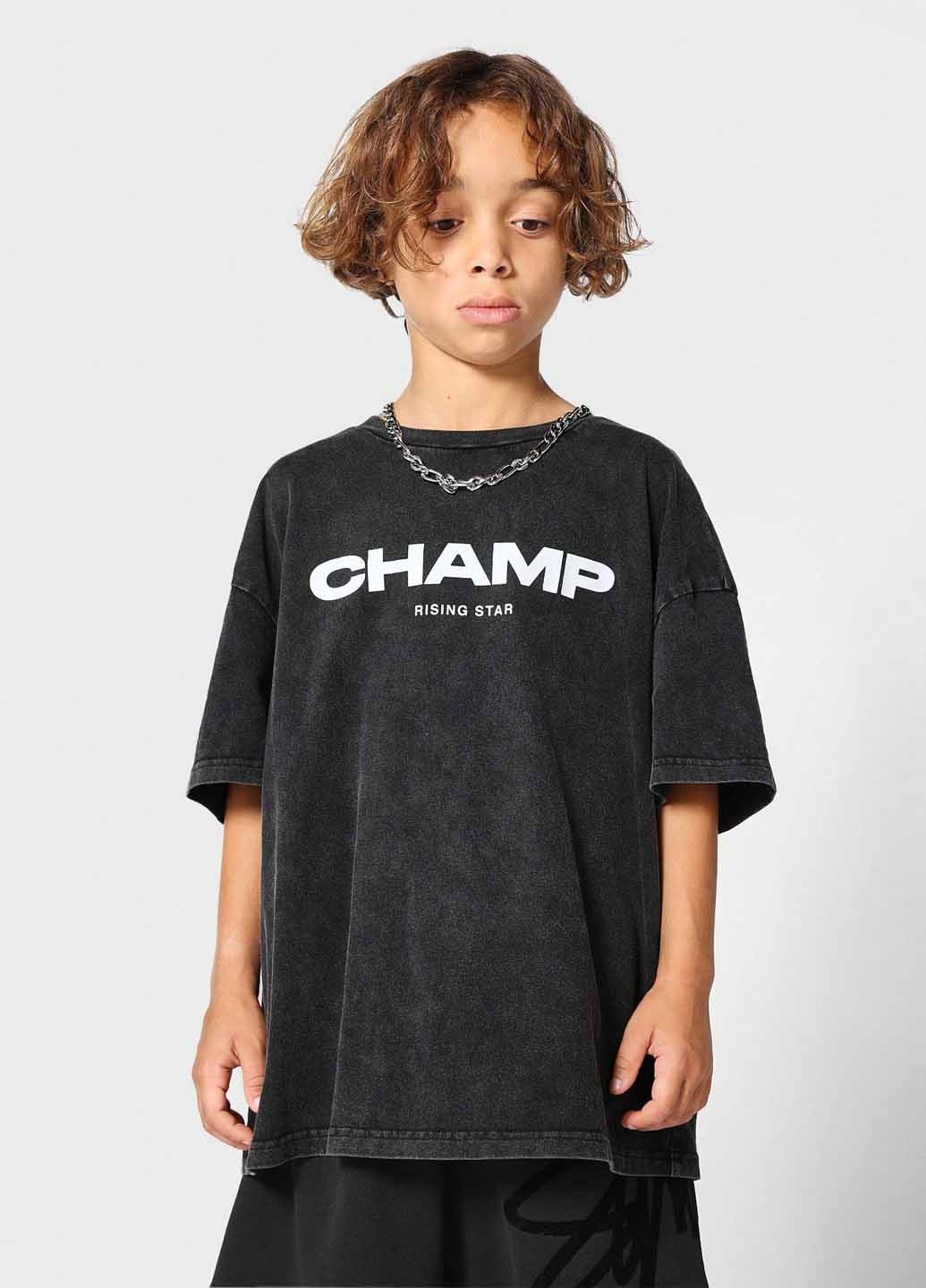 Черная летняя футболка SHEIN