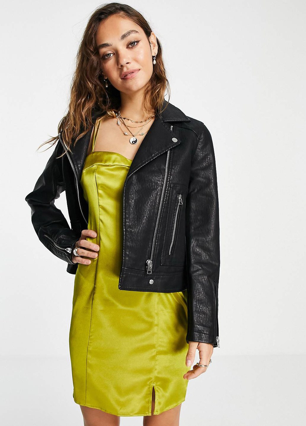 Черная демисезонная куртка косуха Topshop