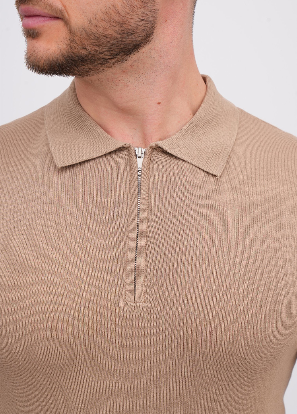 Бежевый демисезонный свитер K.O.R