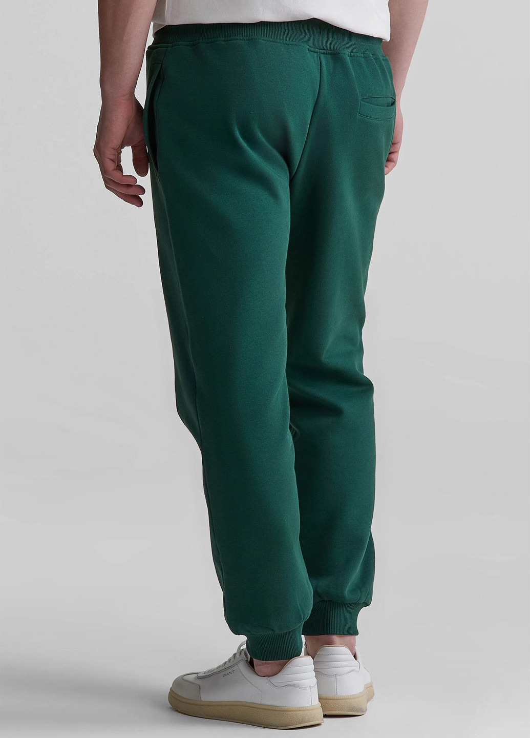 Зеленые спортивные демисезонные джоггеры брюки Gant