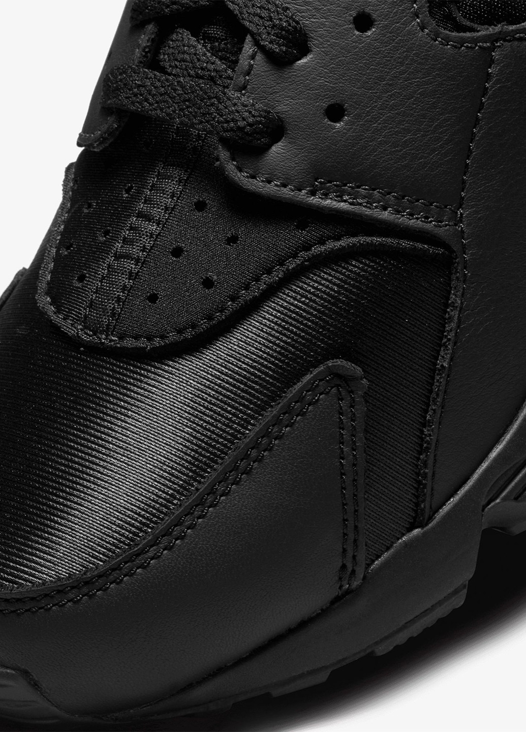 Черные демисезонные кроссовки Nike AIR HUARACHE