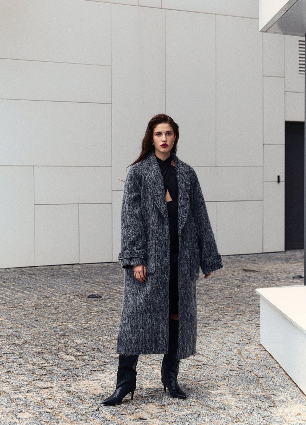 Сіре демісезонне Пальто оверсайз Gepur