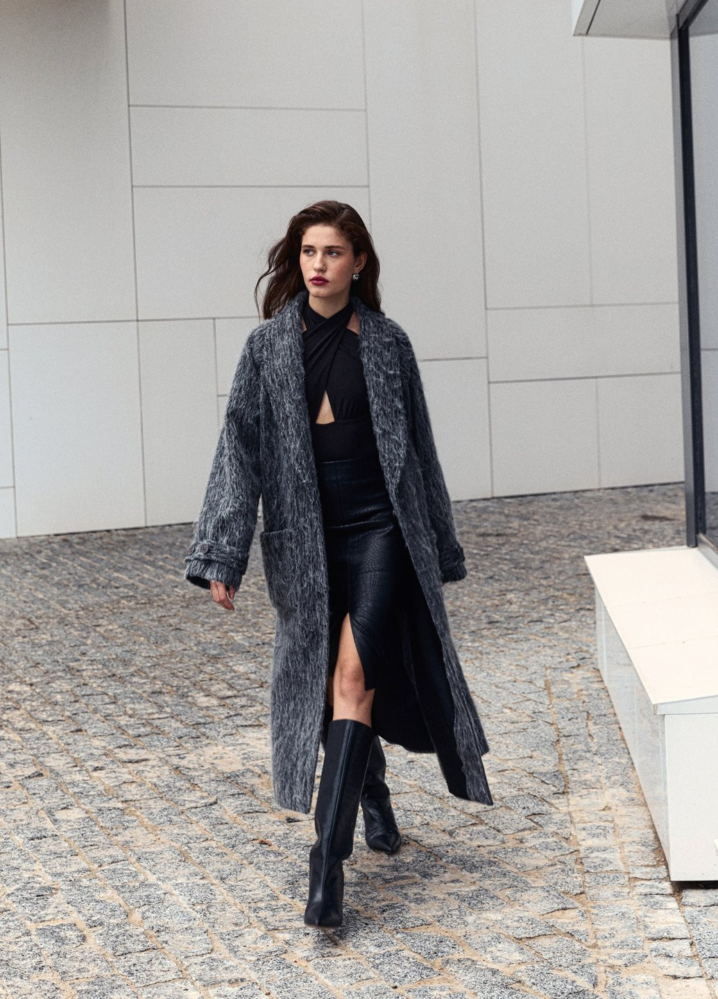 Сіре демісезонне Пальто оверсайз Gepur