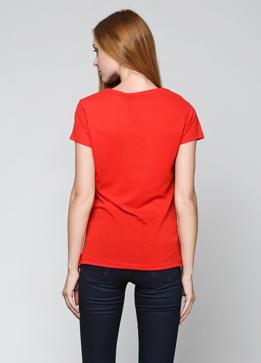 Красная летняя футболка H&B