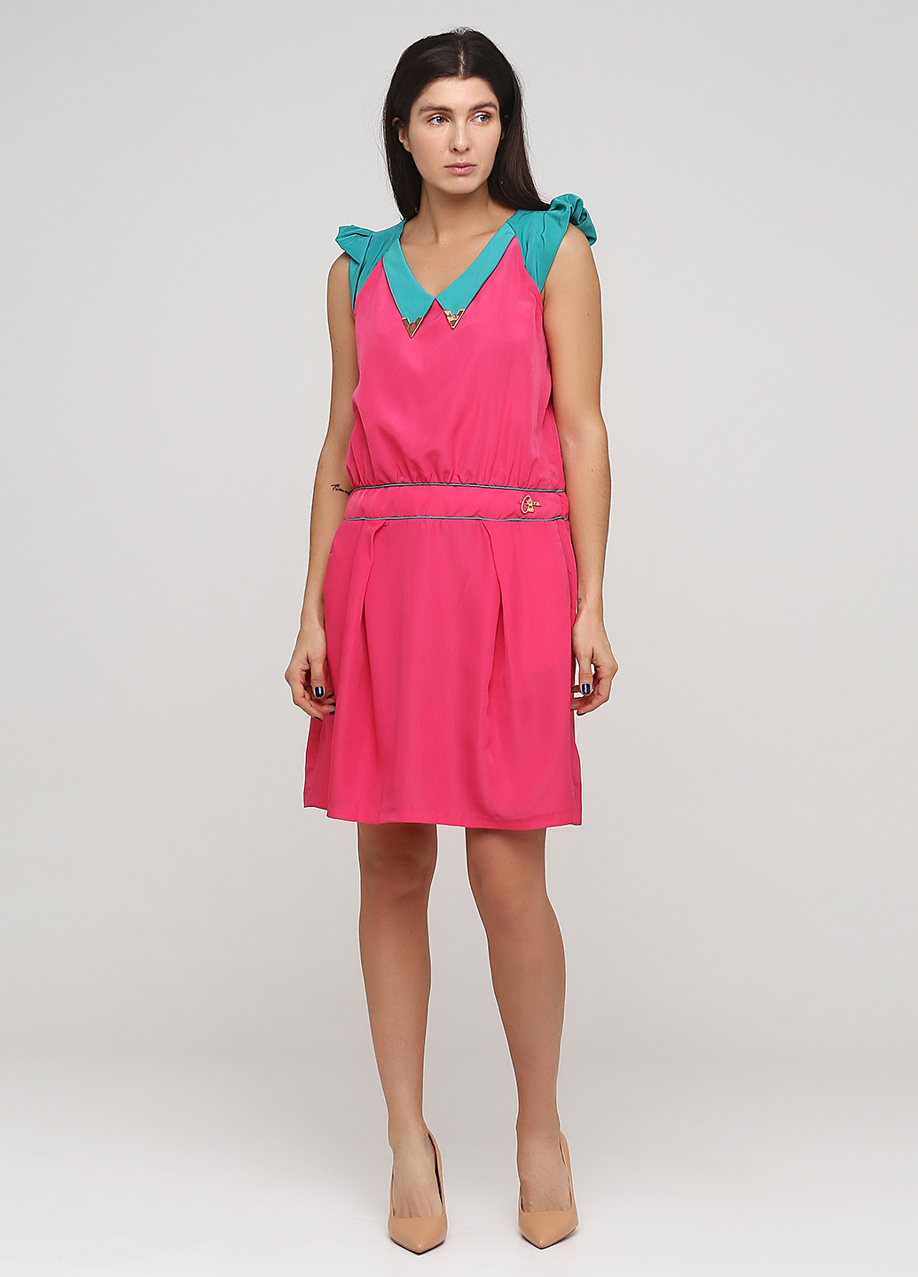 Фуксиновое (цвета Фуксия) кэжуал платье Sassofono однотонное