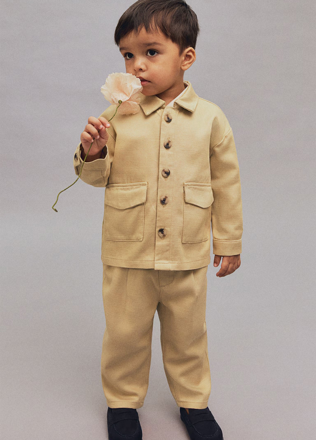 Бежевый демисезонный костюм (рубашка, брюки) с рубашкой, брючный H&M