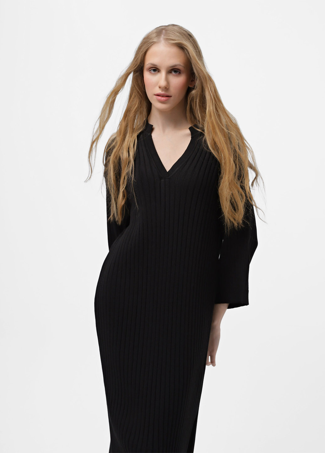 Черное кэжуал платье Braska однотонное