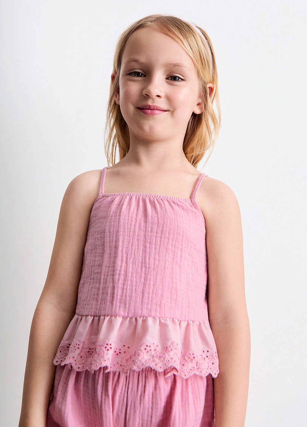 Светло-розовый летний костюм (майка, шорты) SHEIN